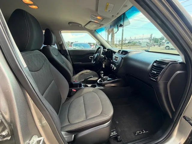 2015 Kia Soul — photo 1